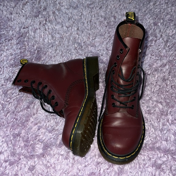 DOC MARTEN BOOTS - Picture 2 of 2